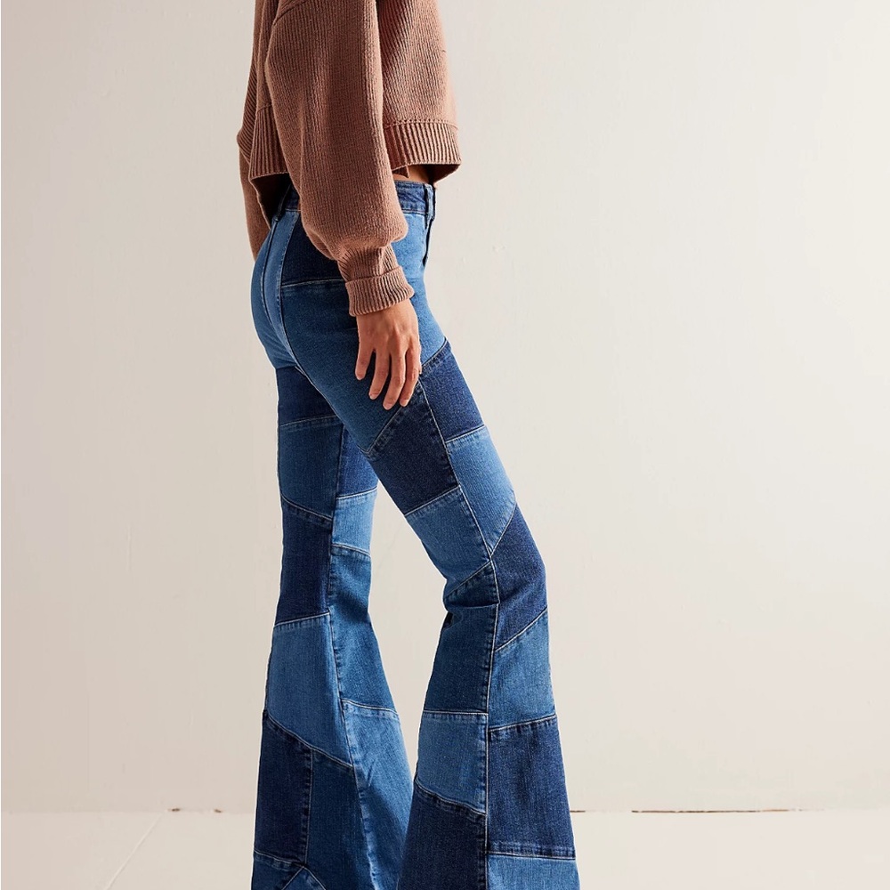 Free People We the Free No Boundaries Patchwork Flare Jeans size 25 - Picture 5 of 6